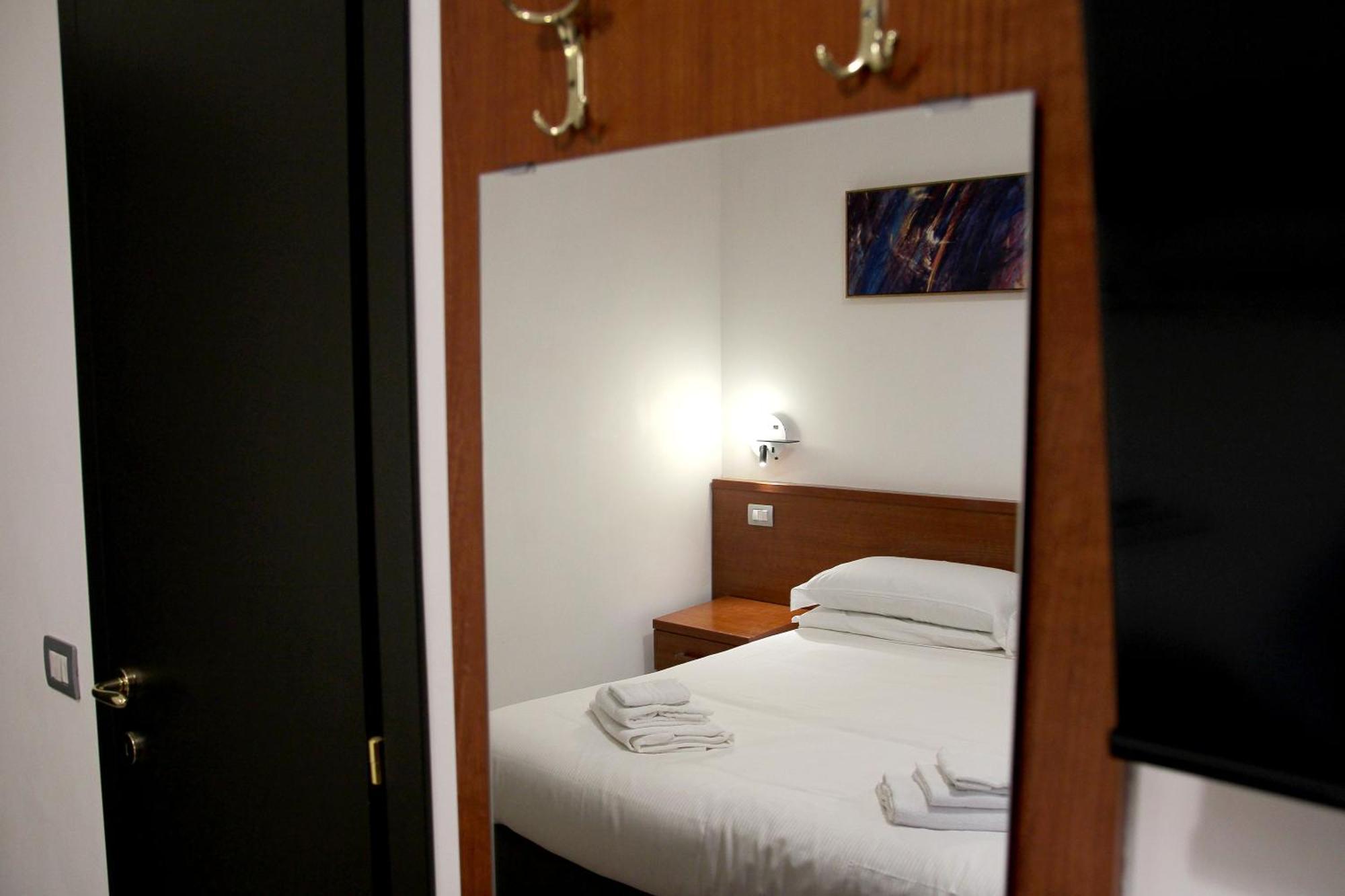Principe Powered By Joyful Guest house